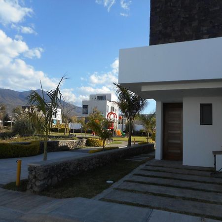 Hermosa Casa En Orilla Del Lago -Zona De Villedos- San Cristobal Zapotitlan Exterior foto