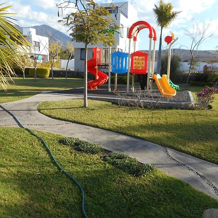 Hermosa Casa En Orilla Del Lago -Zona De Villedos- San Cristobal Zapotitlan Exterior foto