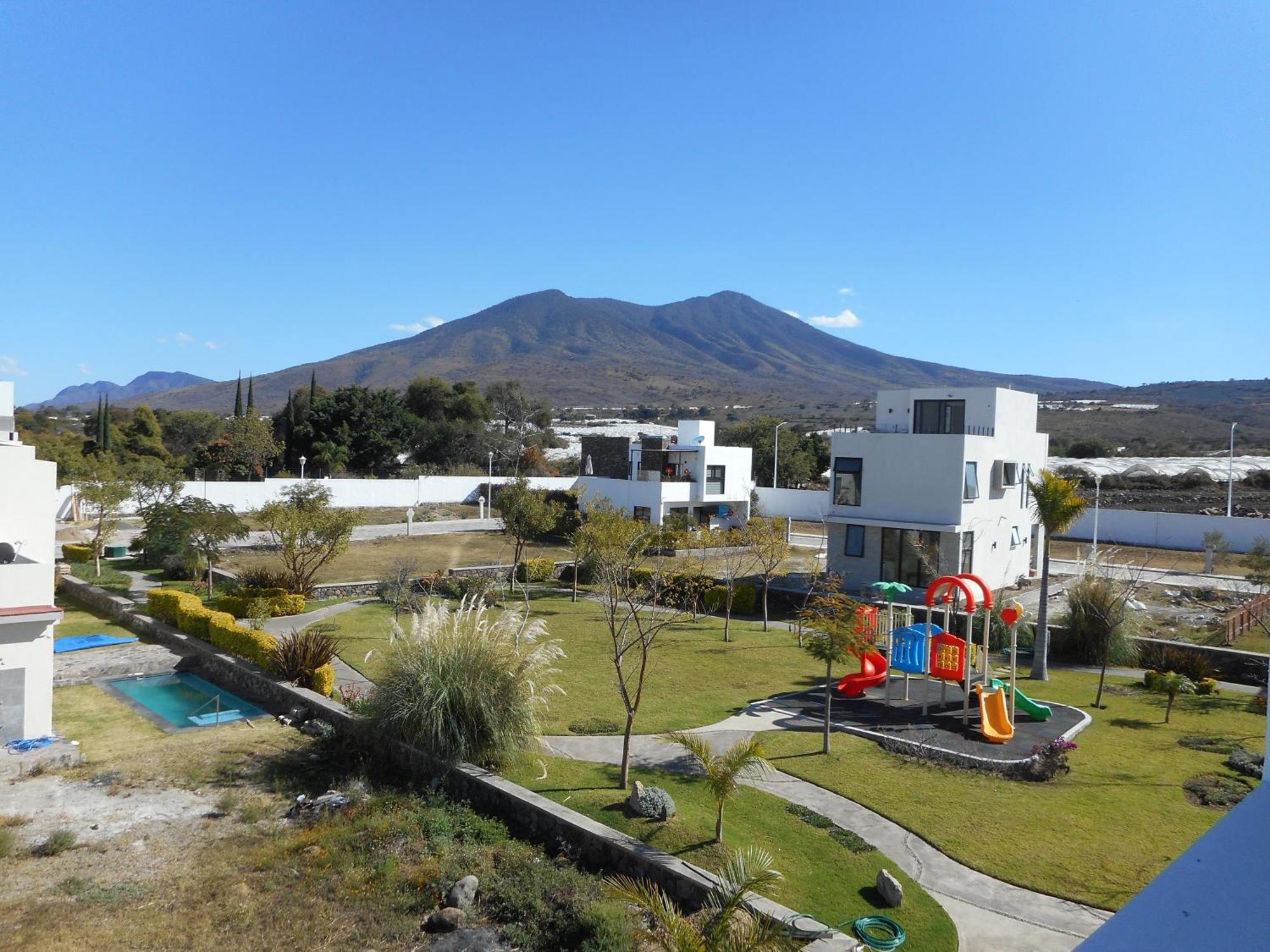 Hermosa Casa En Orilla Del Lago -Zona De Villedos- San Cristobal Zapotitlan Exterior foto