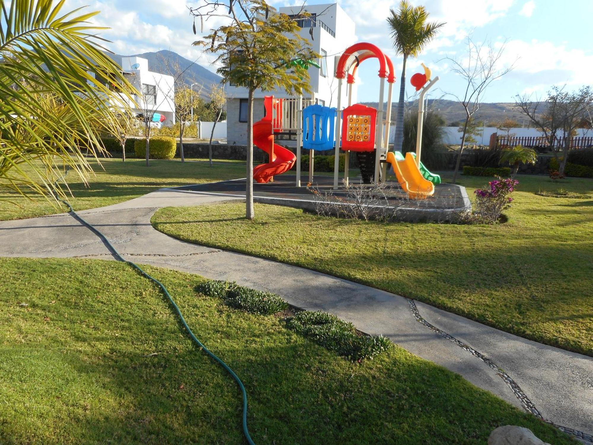 Hermosa Casa En Orilla Del Lago -Zona De Villedos- San Cristobal Zapotitlan Exterior foto